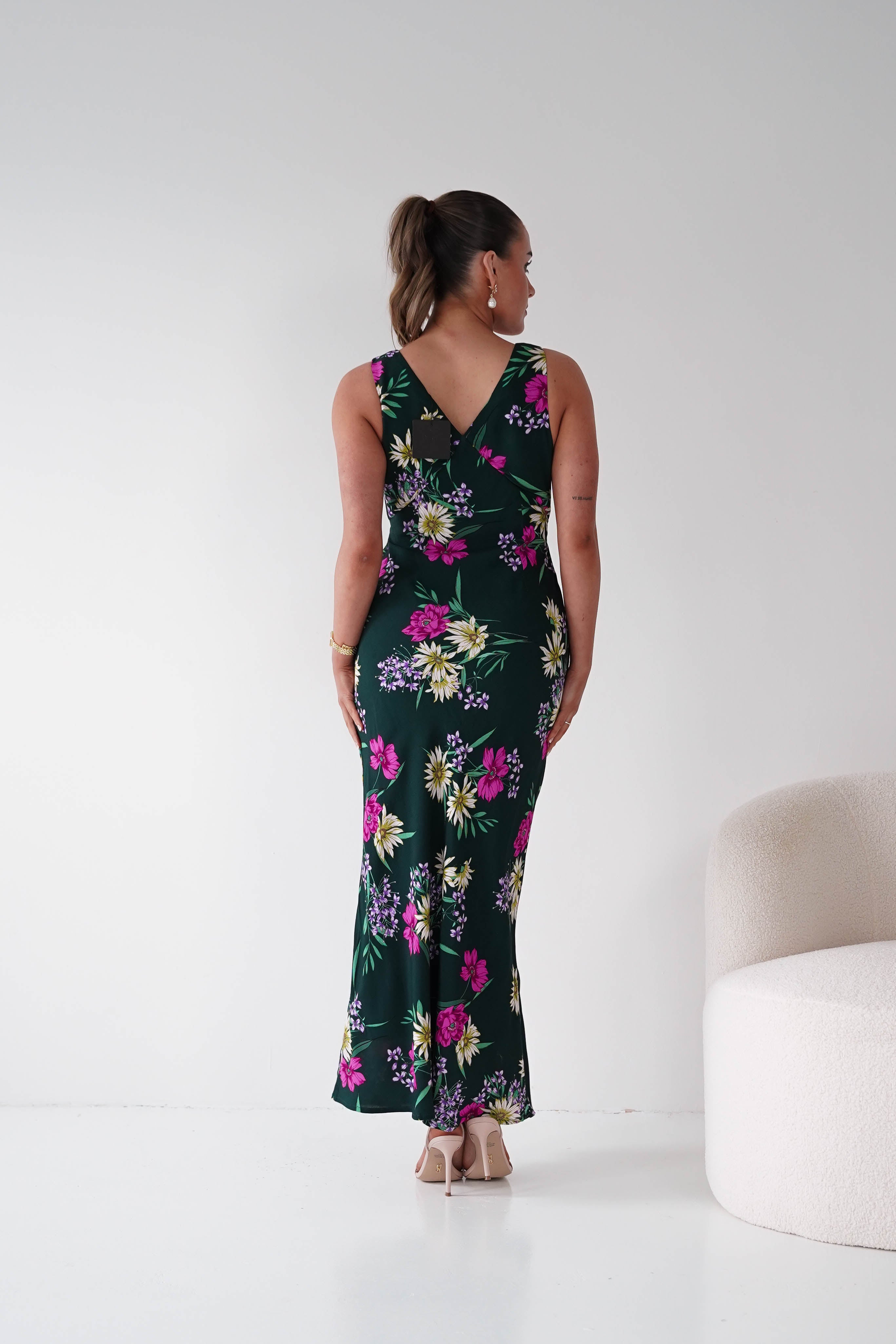 Oh Hello Clothing Women > Clothing > Dresses 1*DONE -DRESSFORUM-FD12140-Floral V-Neck Midi Dress GREEN