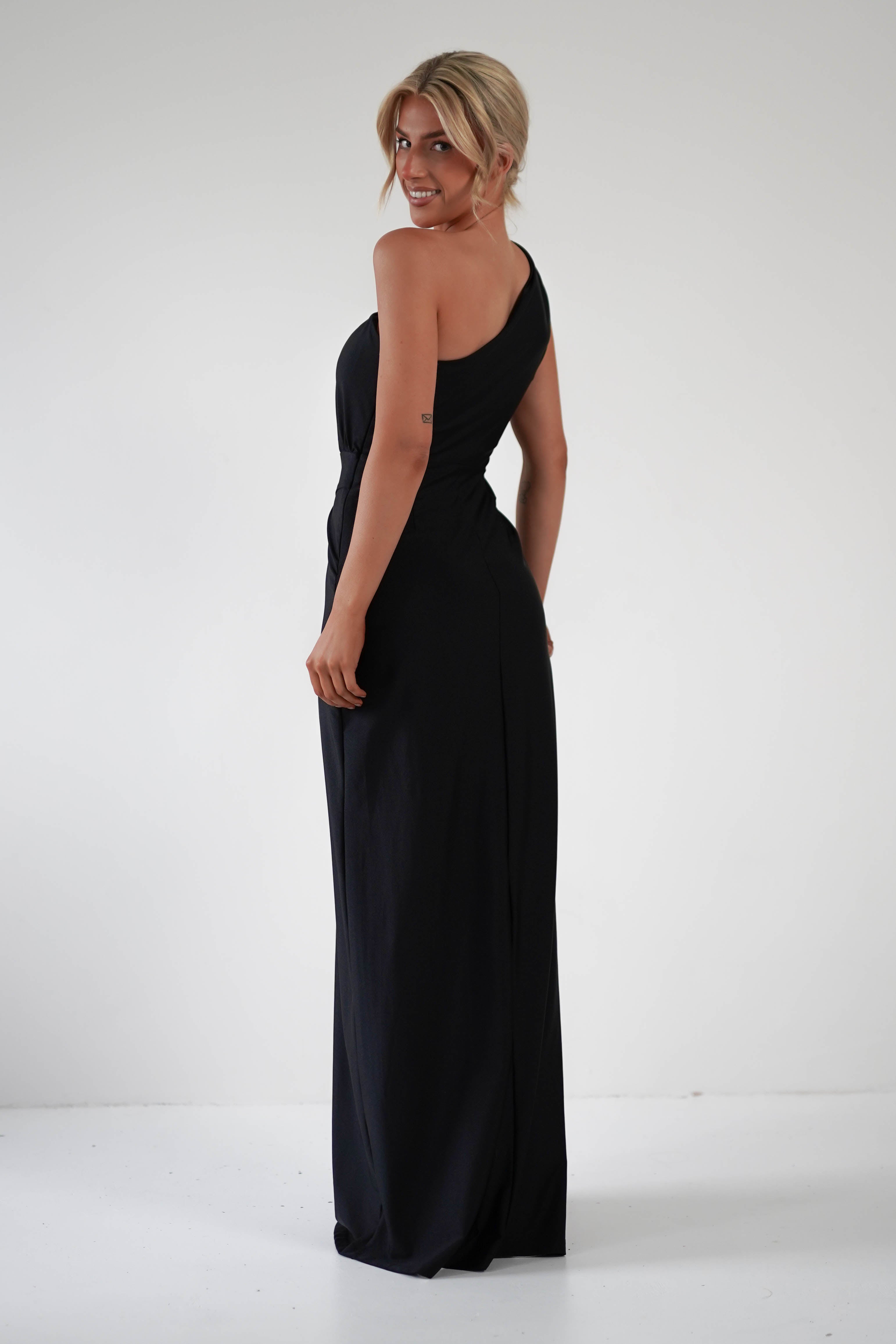 Giordana Jersey Bodycon Maxi Dress Black | Wedding Guest Dress | Bodycon | Maxi | Oh Hello Clothing