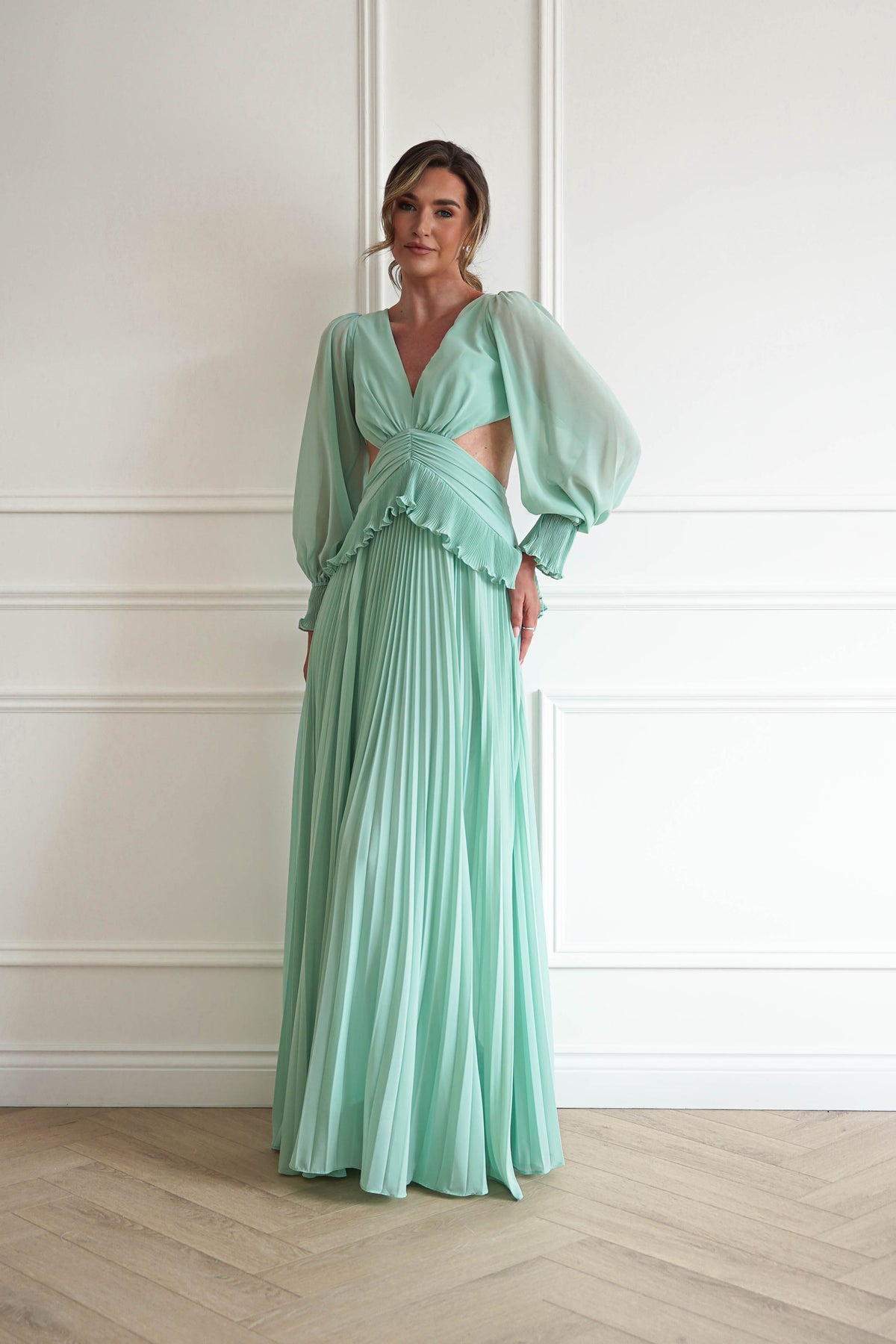 Middleton Pleated Maxi Dress | Mint-Oh Hello Clothing
