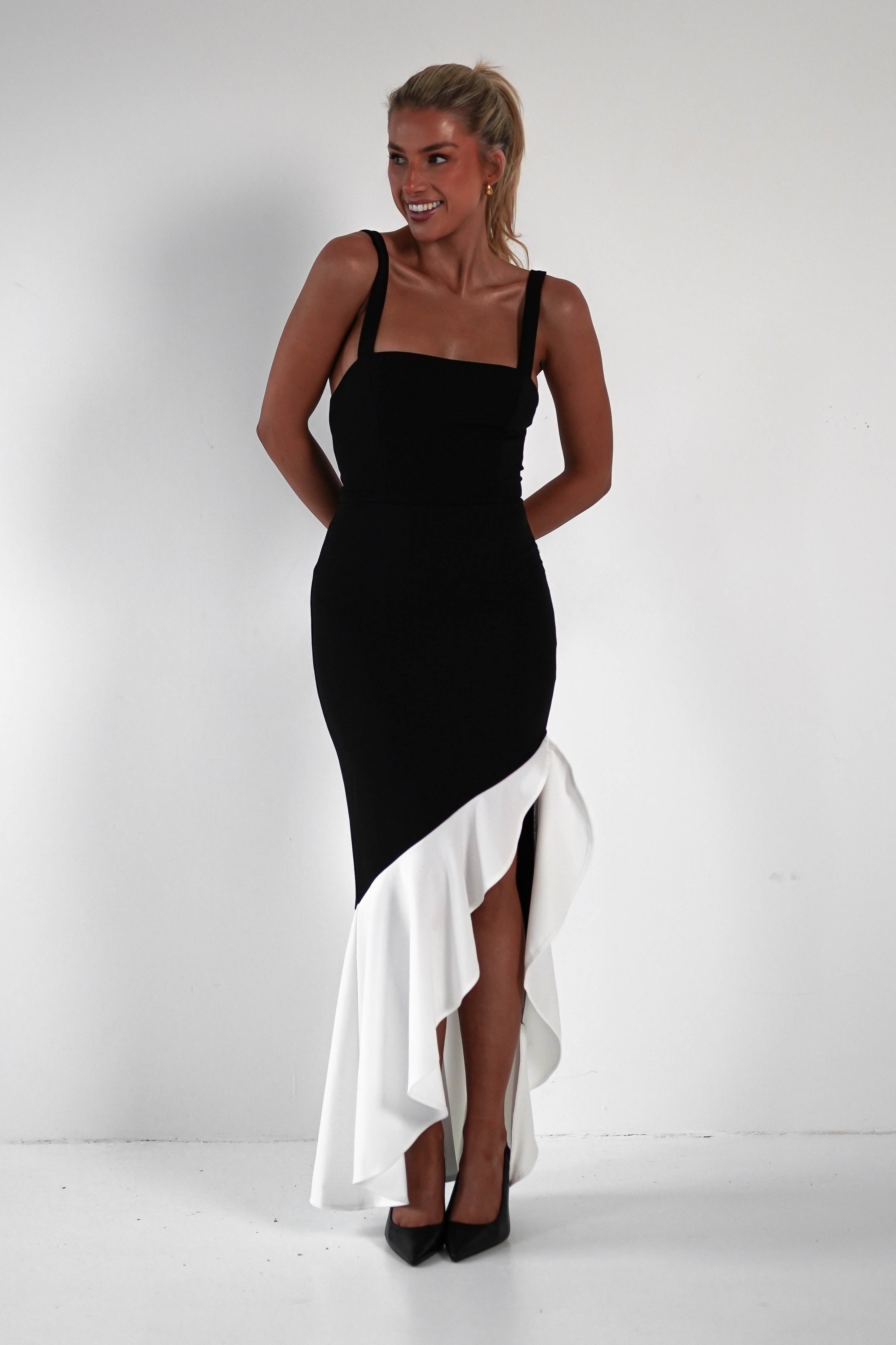 Amelia Contrast Maxi Dress Black/White | Wedding Guest Dress | Maxi | Oh Hello Clothing