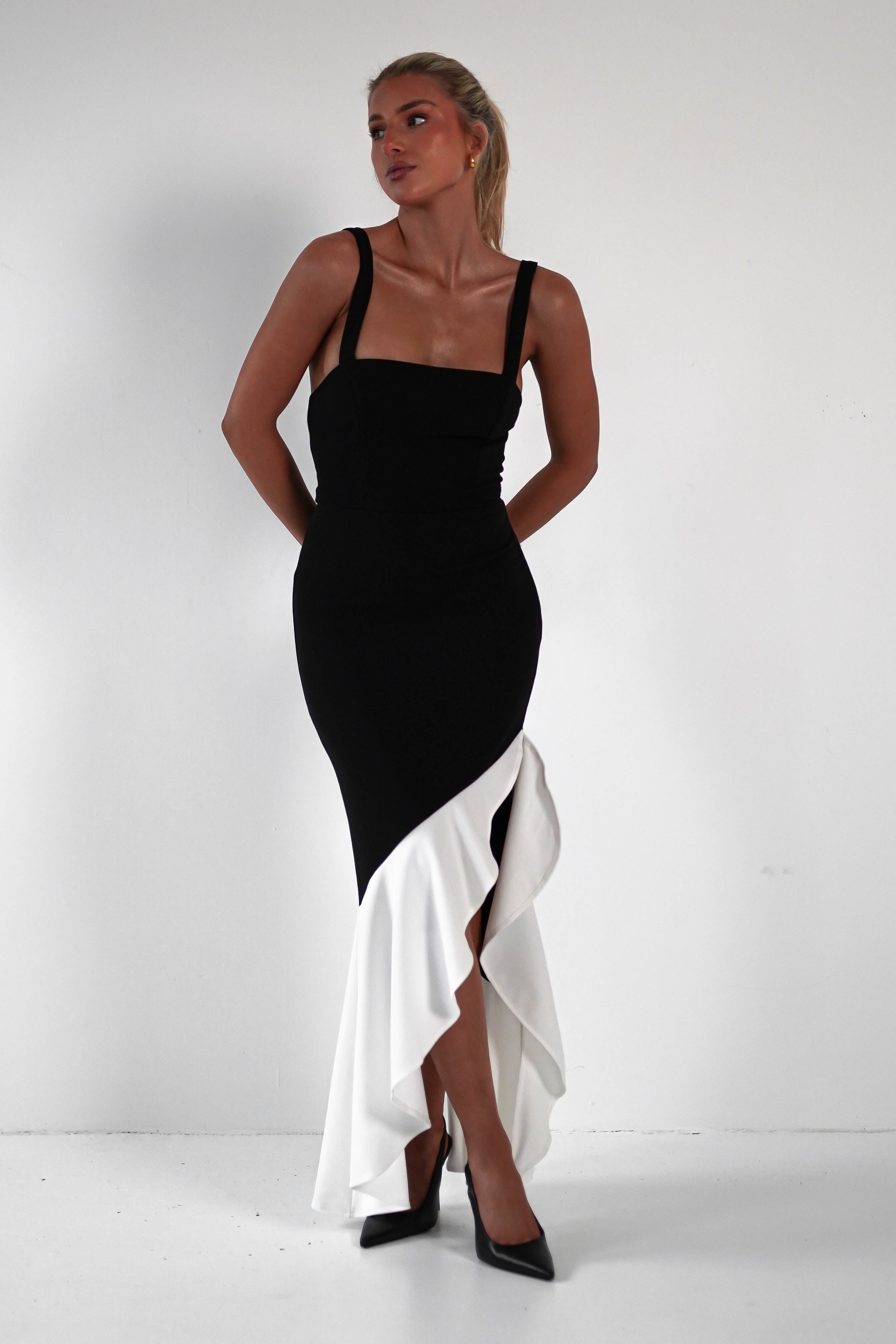 Amelia Contrast Maxi Dress Black/White | Wedding Guest Dress | Maxi | Oh Hello Clothing