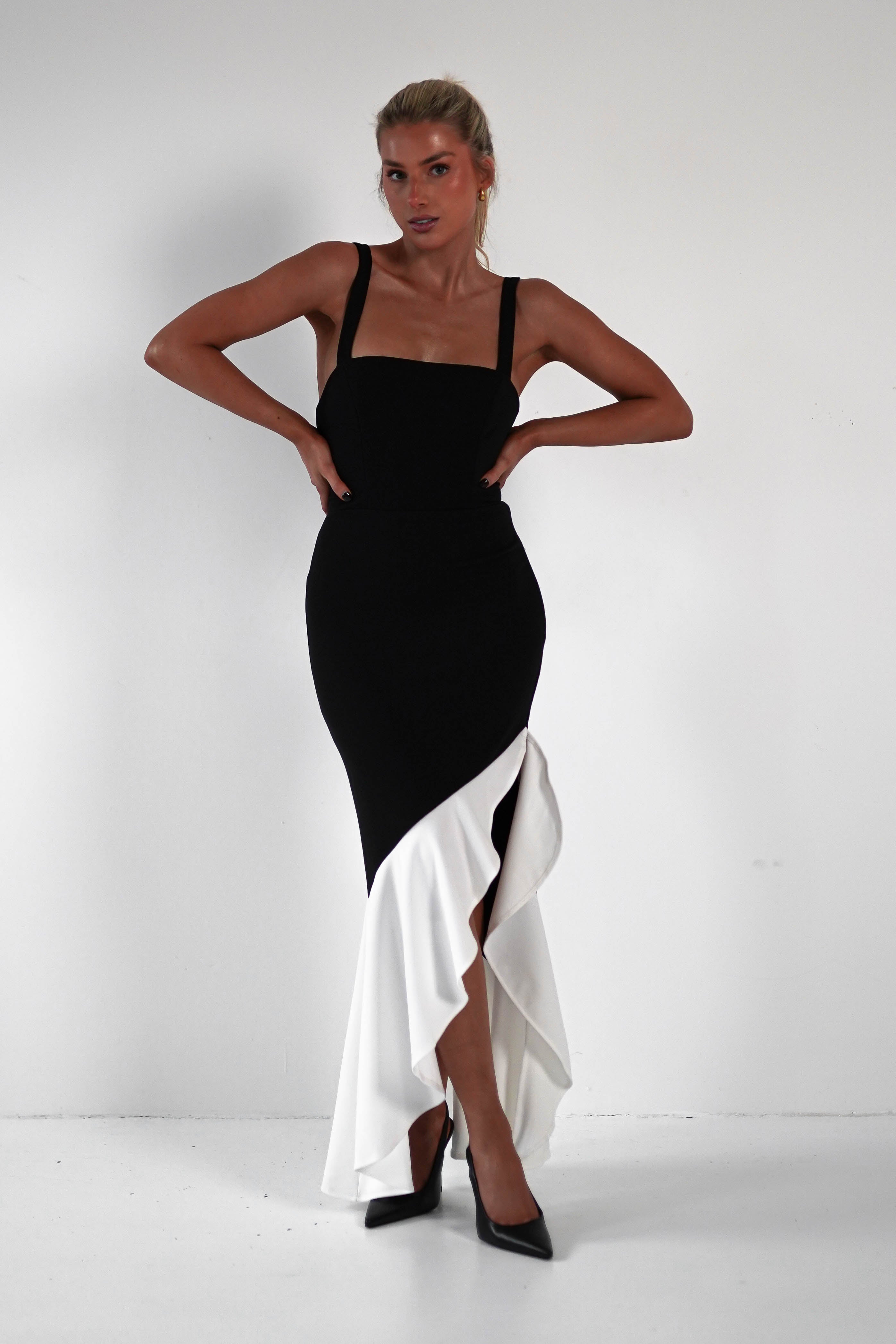 Amelia Contrast Maxi Dress Black/White | Wedding Guest Dress | Maxi | Oh Hello Clothing