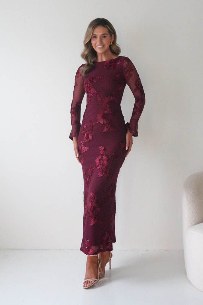 Oh Hello Clothing Dresses Amelita Long Sleeve Textured Maxi Dress | Wine