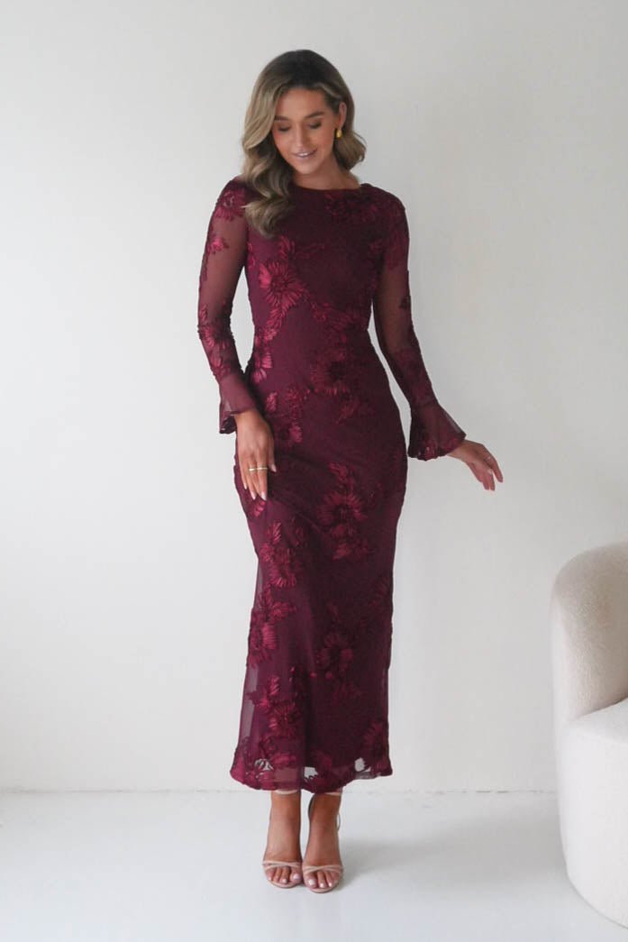 Oh Hello Clothing Dresses Amelita Long Sleeve Textured Maxi Dress | Wine