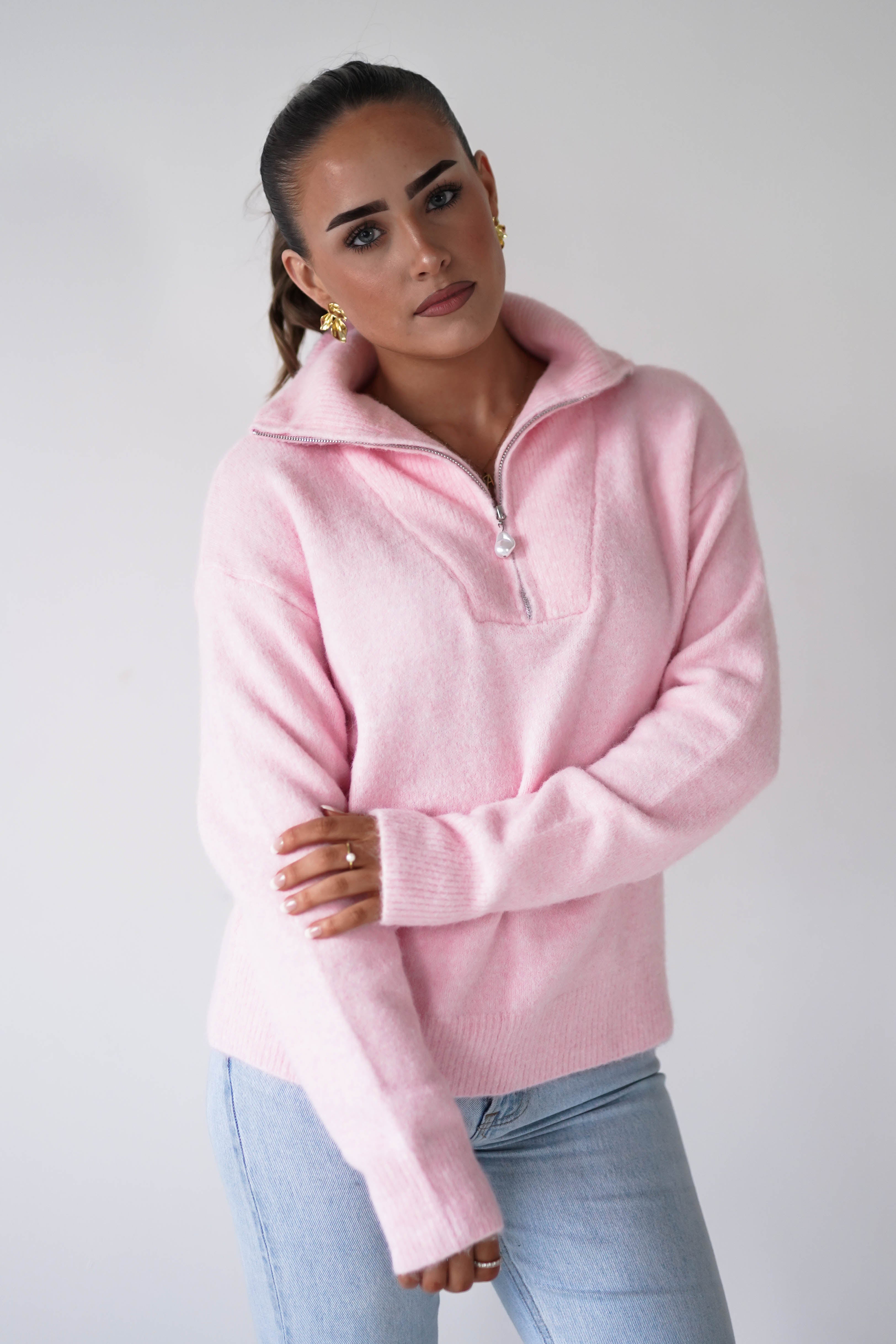 Oh Hello Clothing Women > Clothing > Knitwear ONE SIZE (6/12) Chaney Half Pink Zip Jumper | Pink