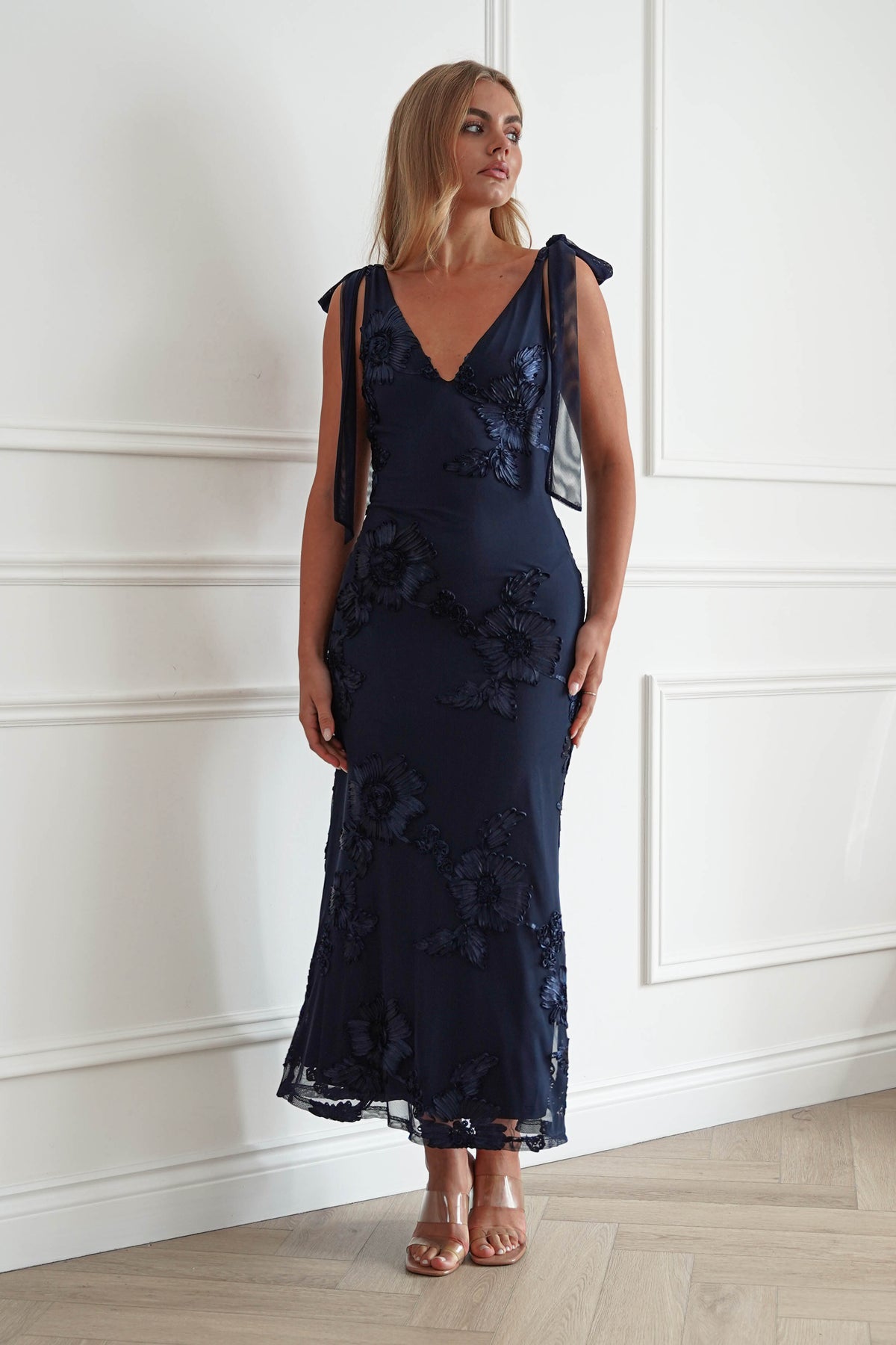 Oh Hello Clothing Women > Clothing > Dresses Cyra Floral Appliqué Maxi Dress | Navy
