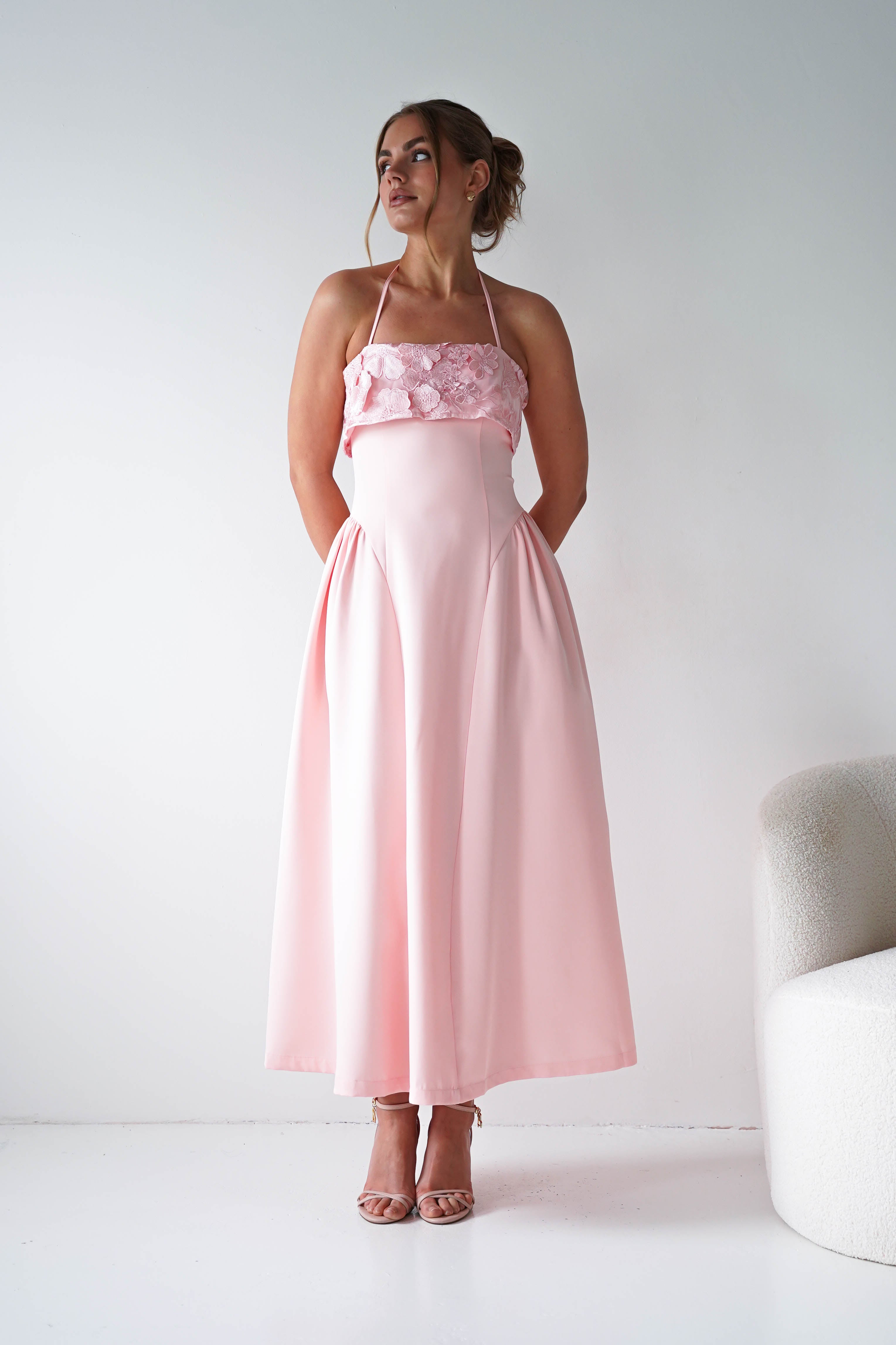 Oh Hello Clothing Women > Clothing > Dresses Daphne Embroidered Floral Midaxi Dress | Pink