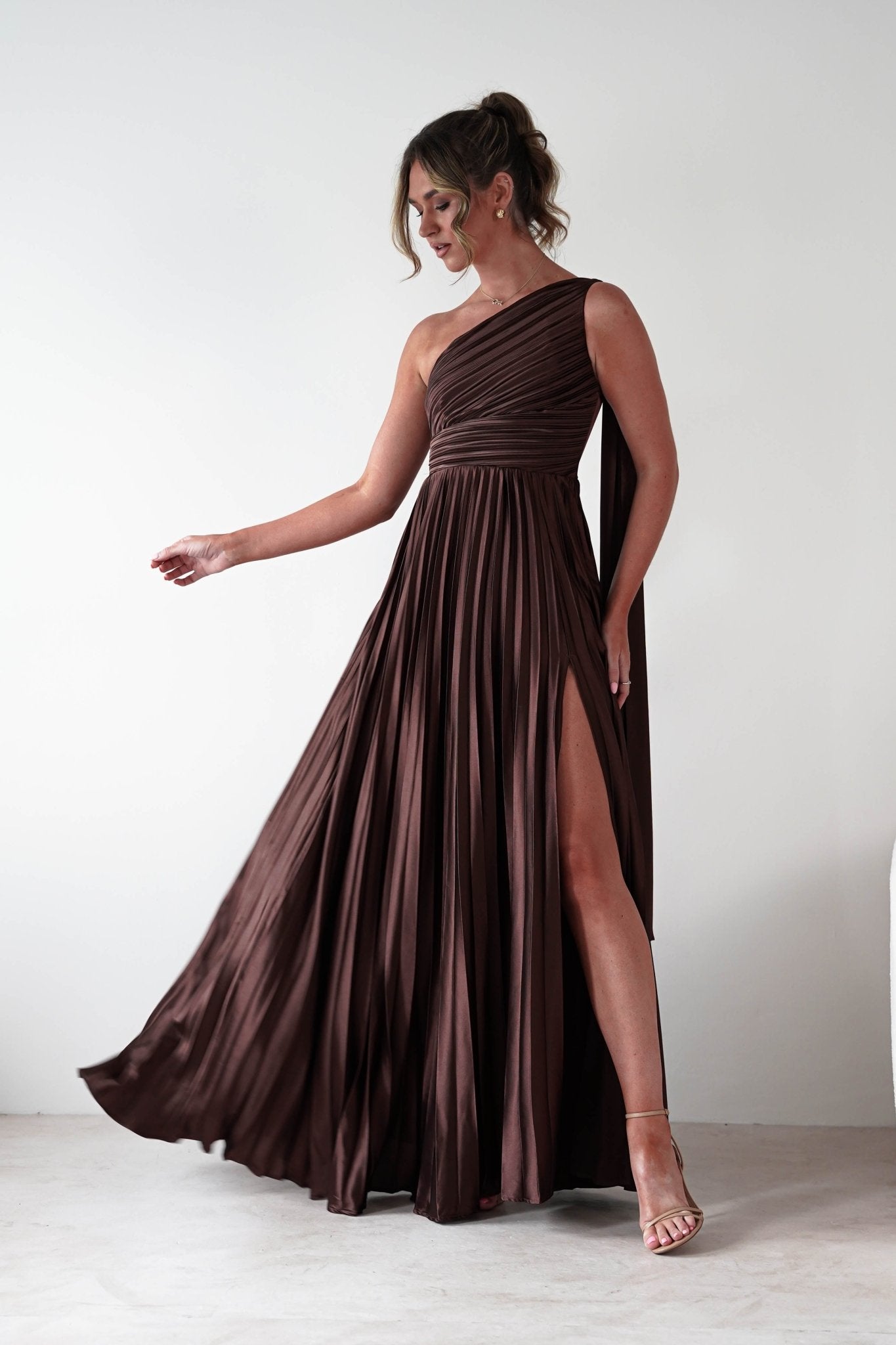 Jianna Peated Maxi Dress Brown | Wedding Guest Dress | Maxi | Oh Hello Clothing