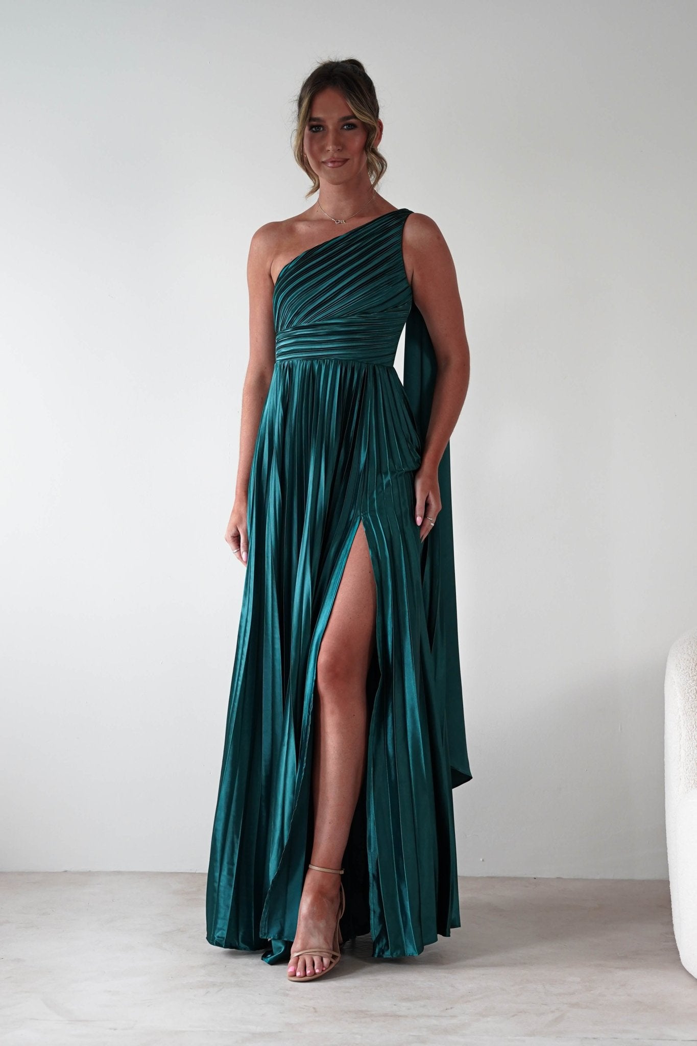 Jianna Peated Maxi Dress Emerald Green | Wedding Guest Dress | Maxi | Oh Hello Clothing