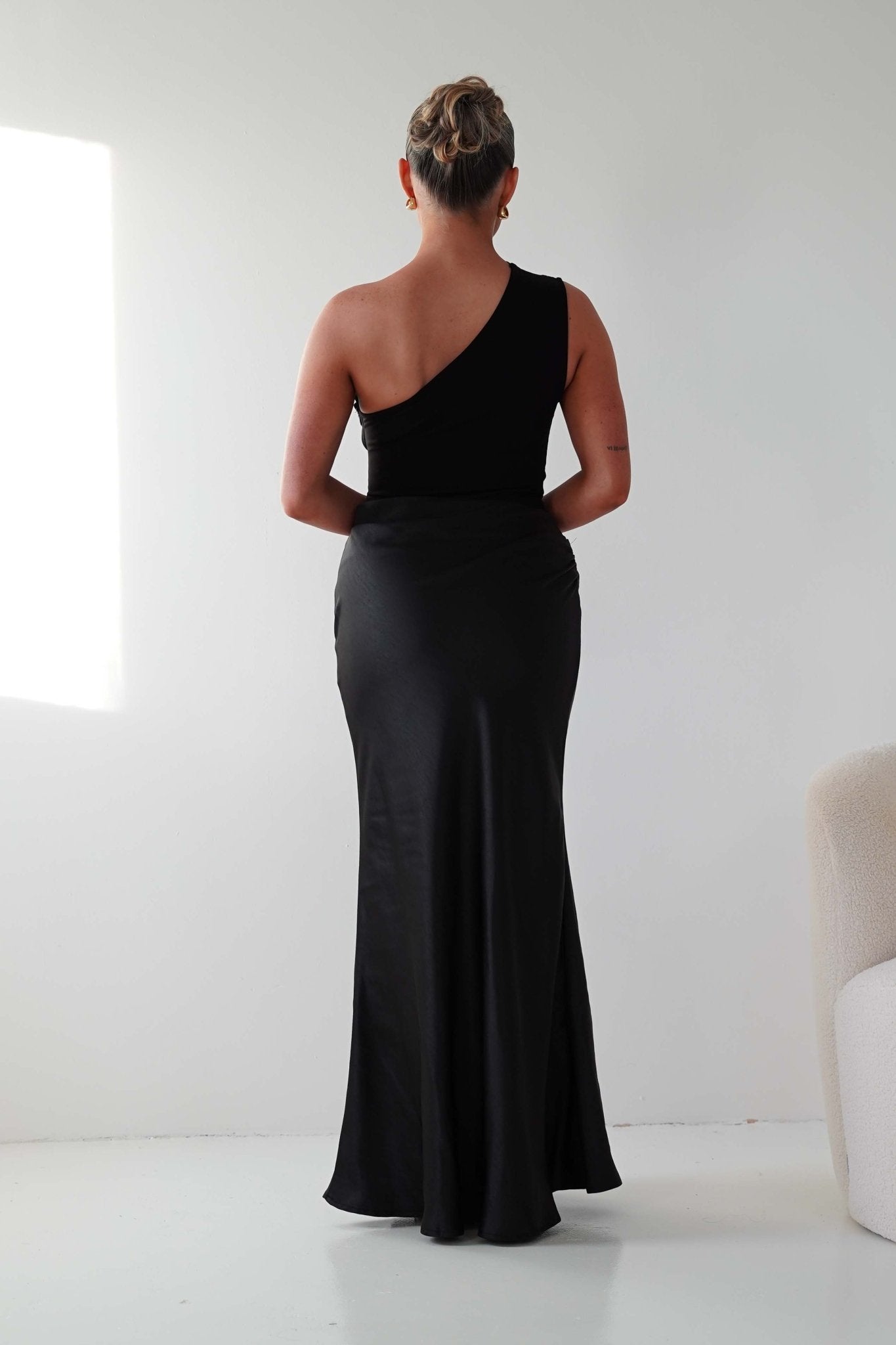 Oh Hello Clothing Wedding Guest Dresses Kashia Draped Satin Maxi Dress | Black