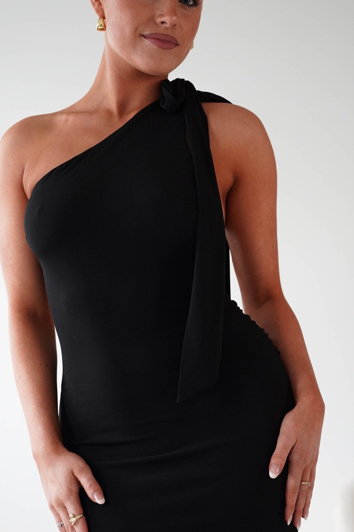 Oh Hello Clothing Debs & Prom Dresses Seraphine Backless Tie Bodycon Maxi Gown | Black