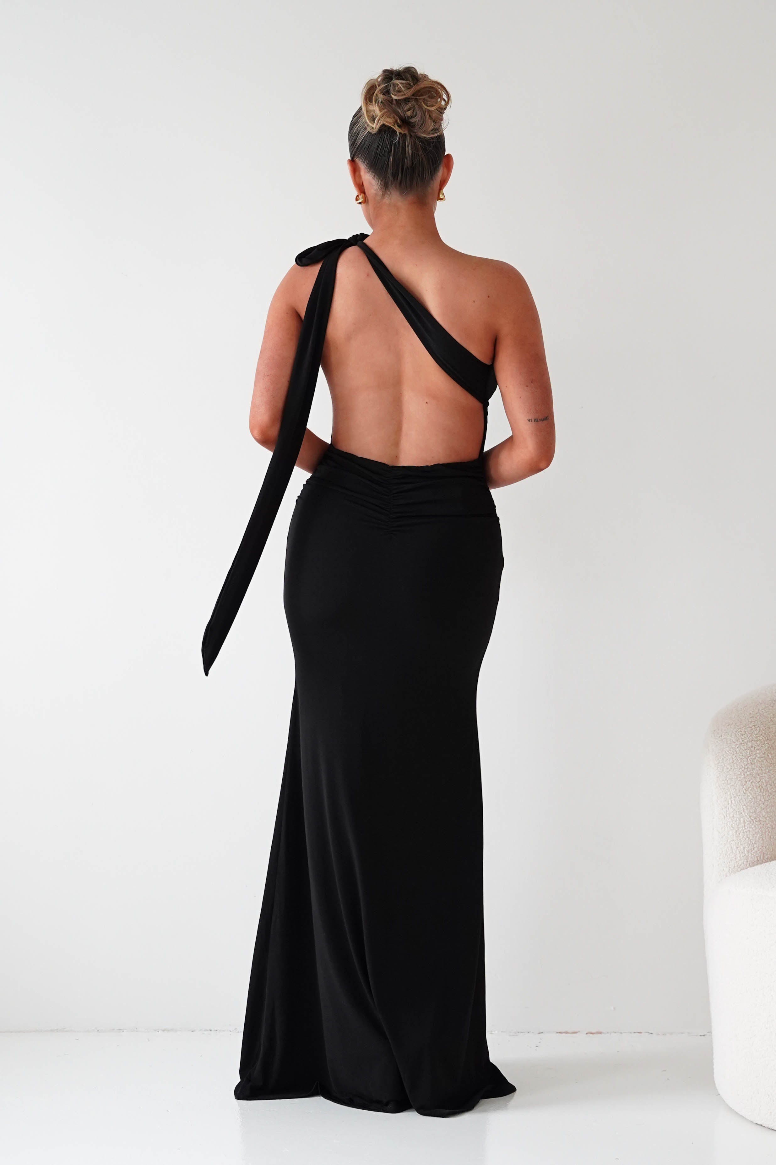 Oh Hello Clothing Debs & Prom Dresses Seraphine Backless Tie Bodycon Maxi Gown | Black