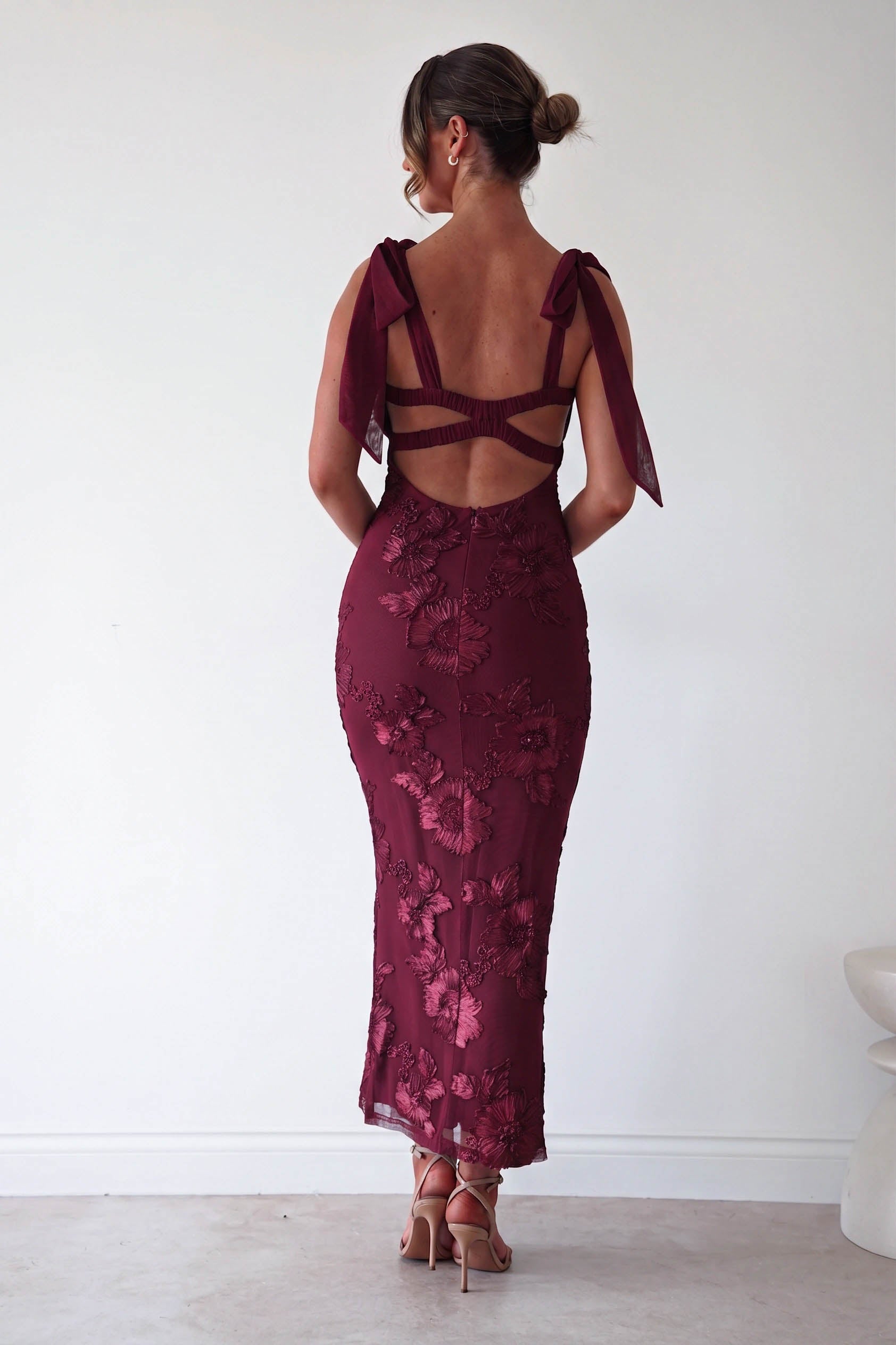 Oh Hello Clothing Women > Clothing > Dresses 1*DONE-Mahalia Floral Appliqué Maxi Dress | WINE