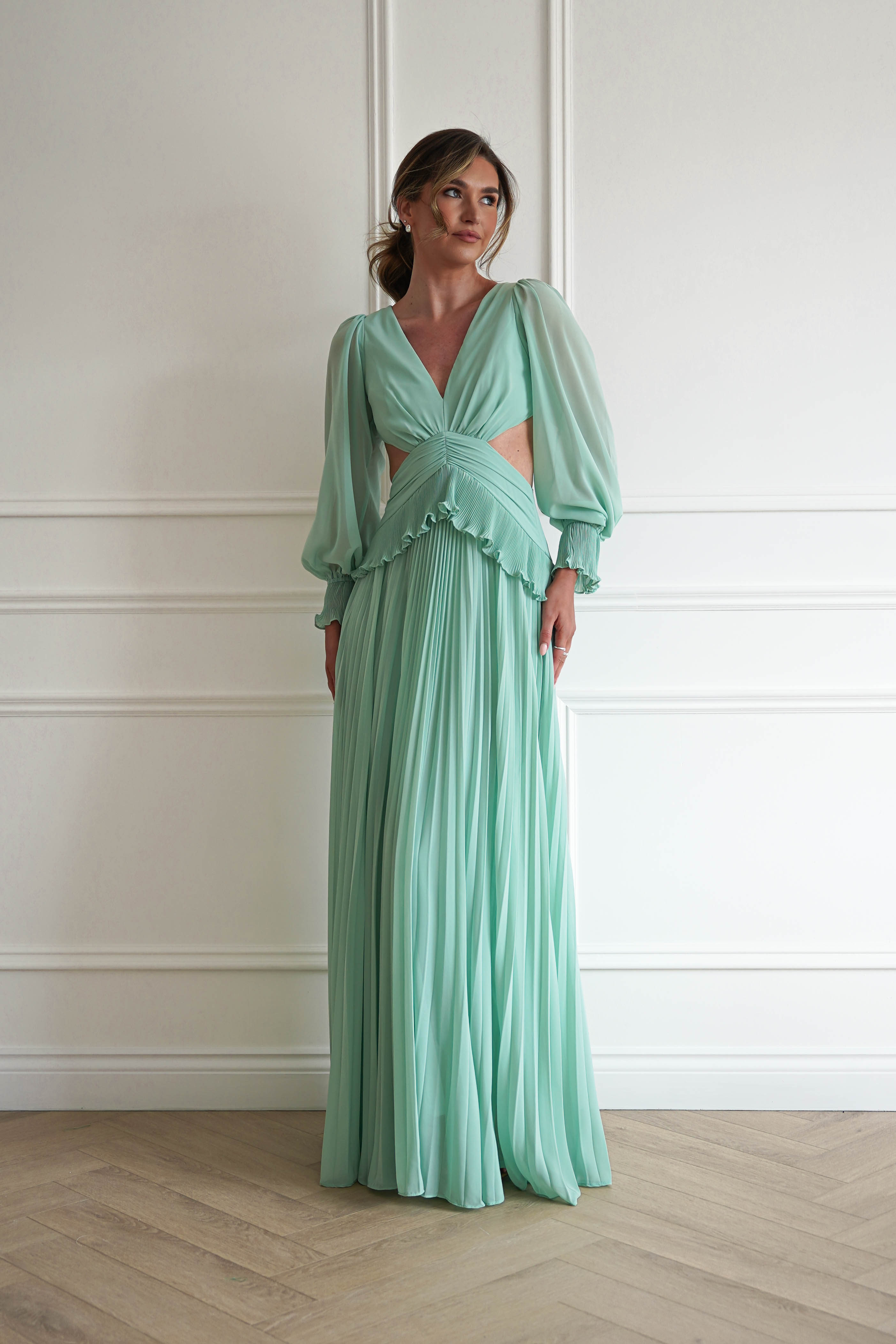 マイラン MYLAN Volume Sleeve Maxi Dress Mint Middleton Pleated Maxi Dress | Mint | Wedding Guest Dress