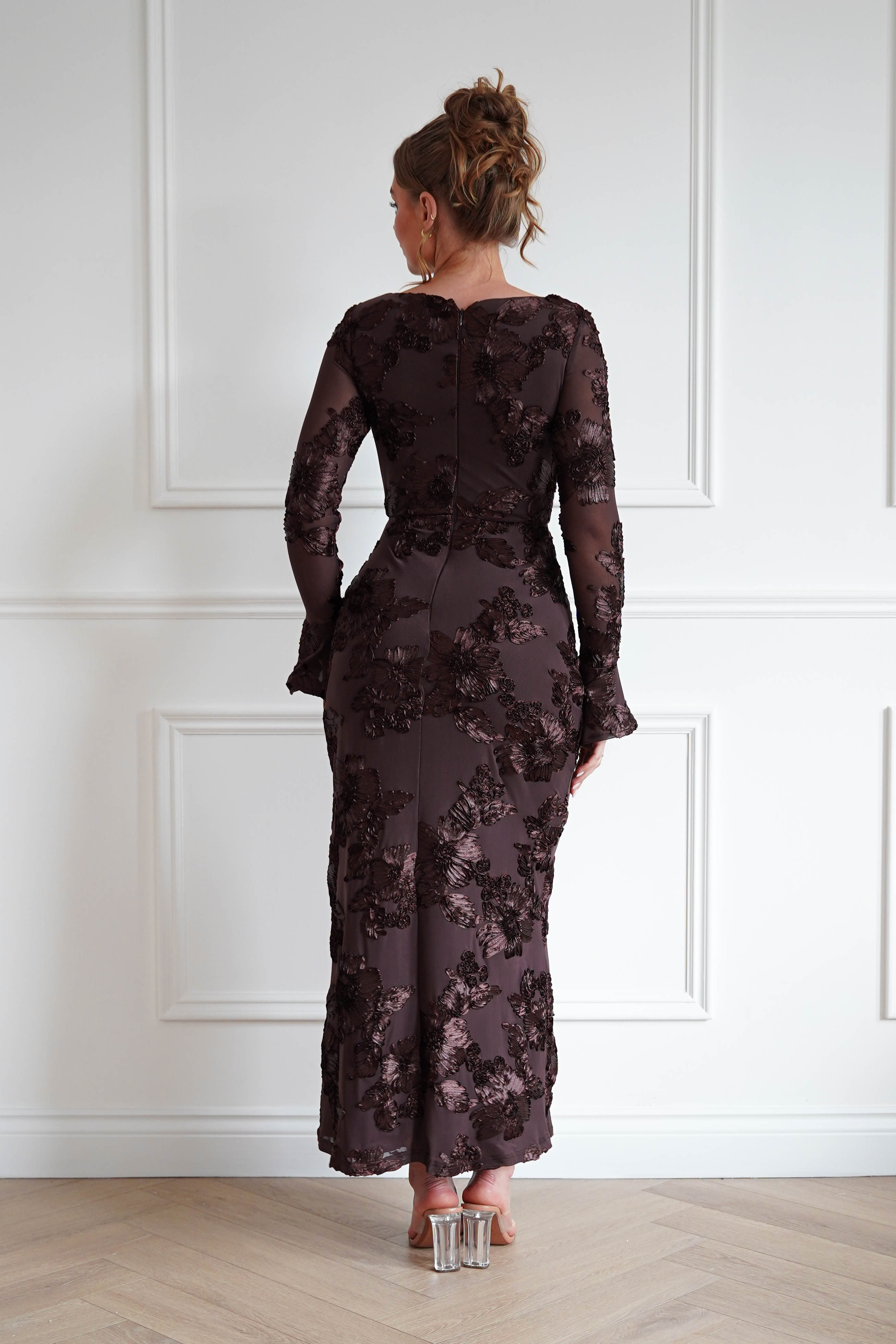 Oh Hello Clothing Women > Clothing > Dresses Amelita Long Sleeve Textured Maxi Dress | Brown