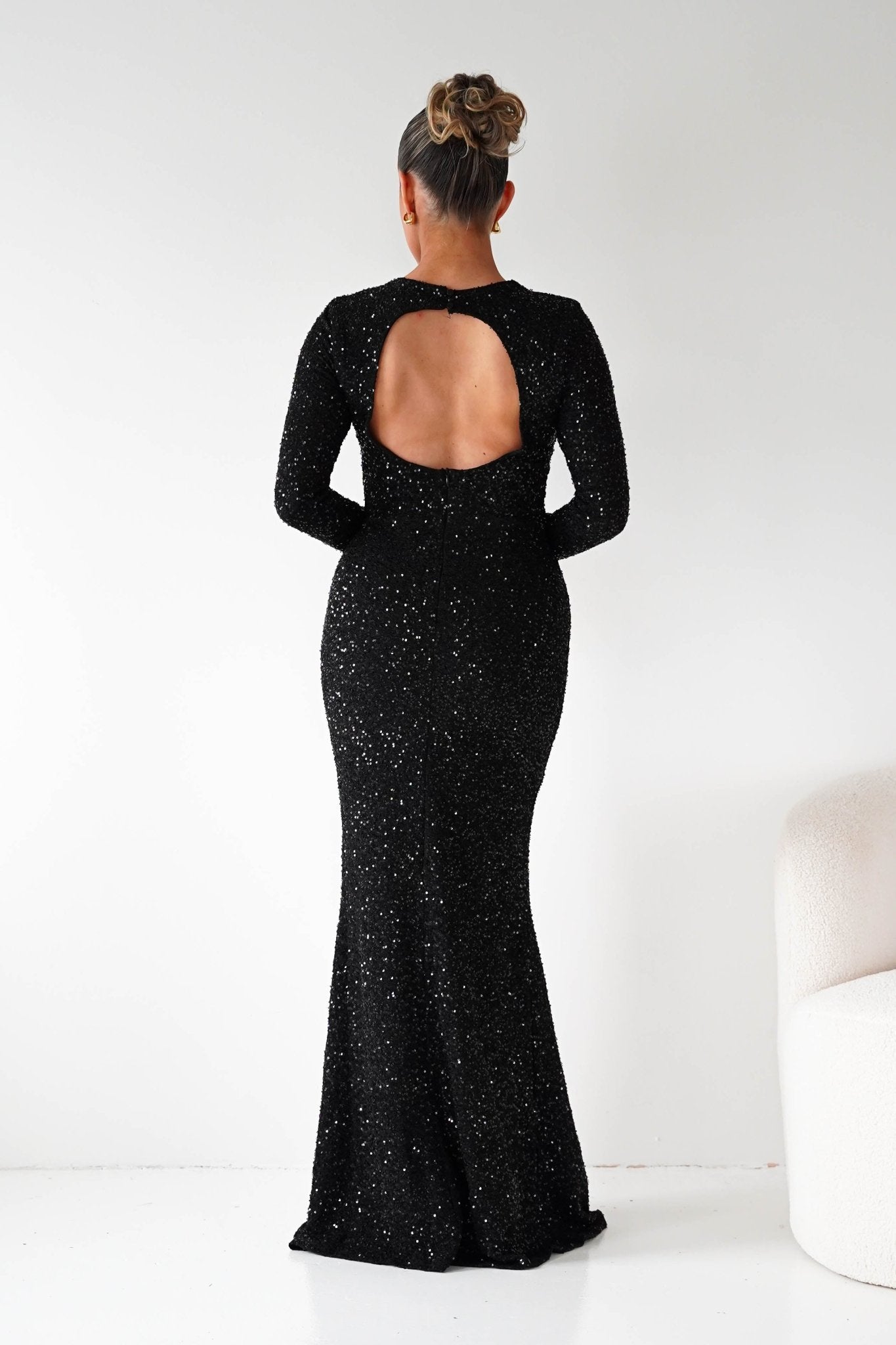 Oh Hello Clothing Dresses Bertina Long Sleeve Sequin Maxi Gown | Black