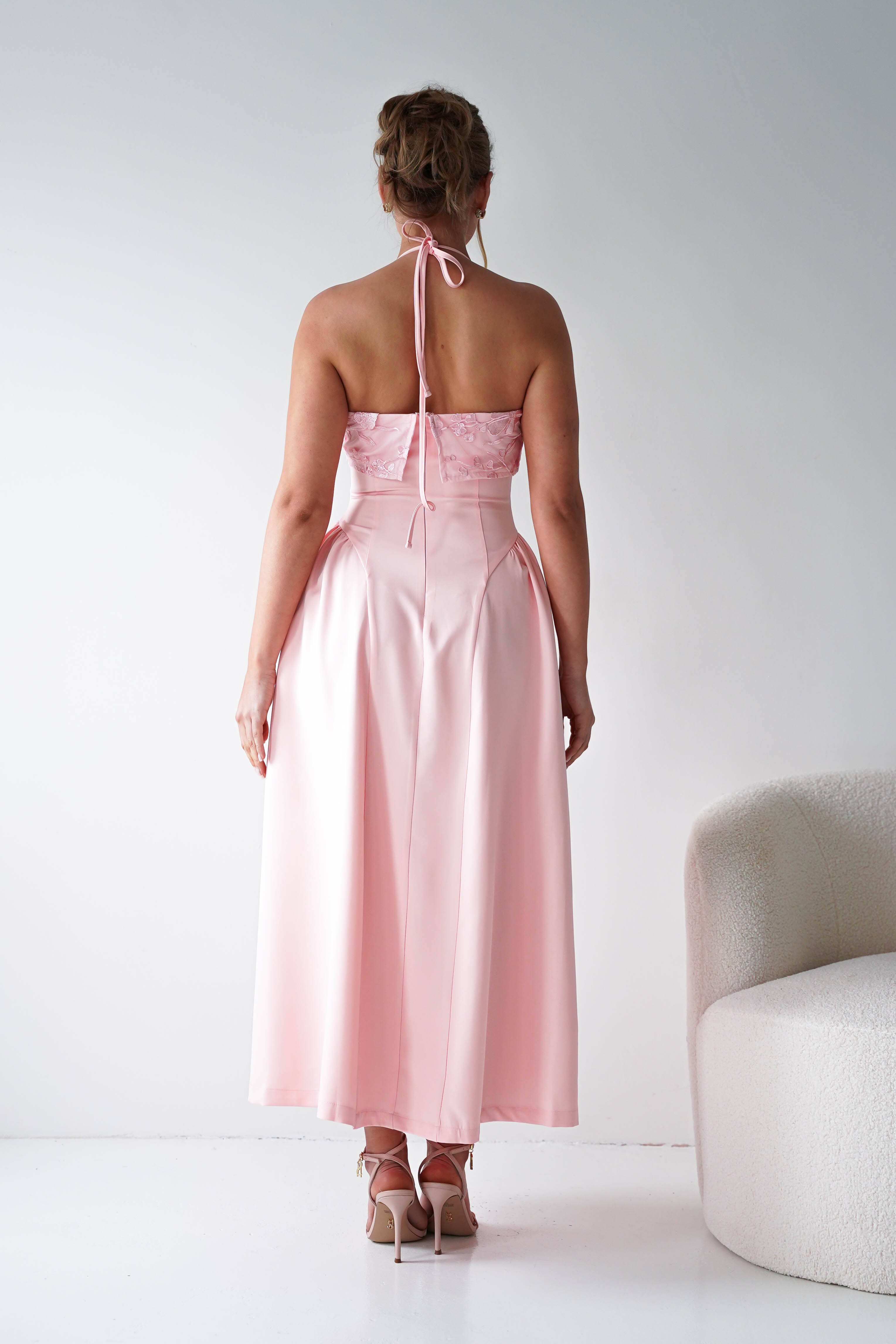 Oh Hello Clothing Women > Clothing > Dresses Daphne Embroidered Floral Midaxi Dress | Pink