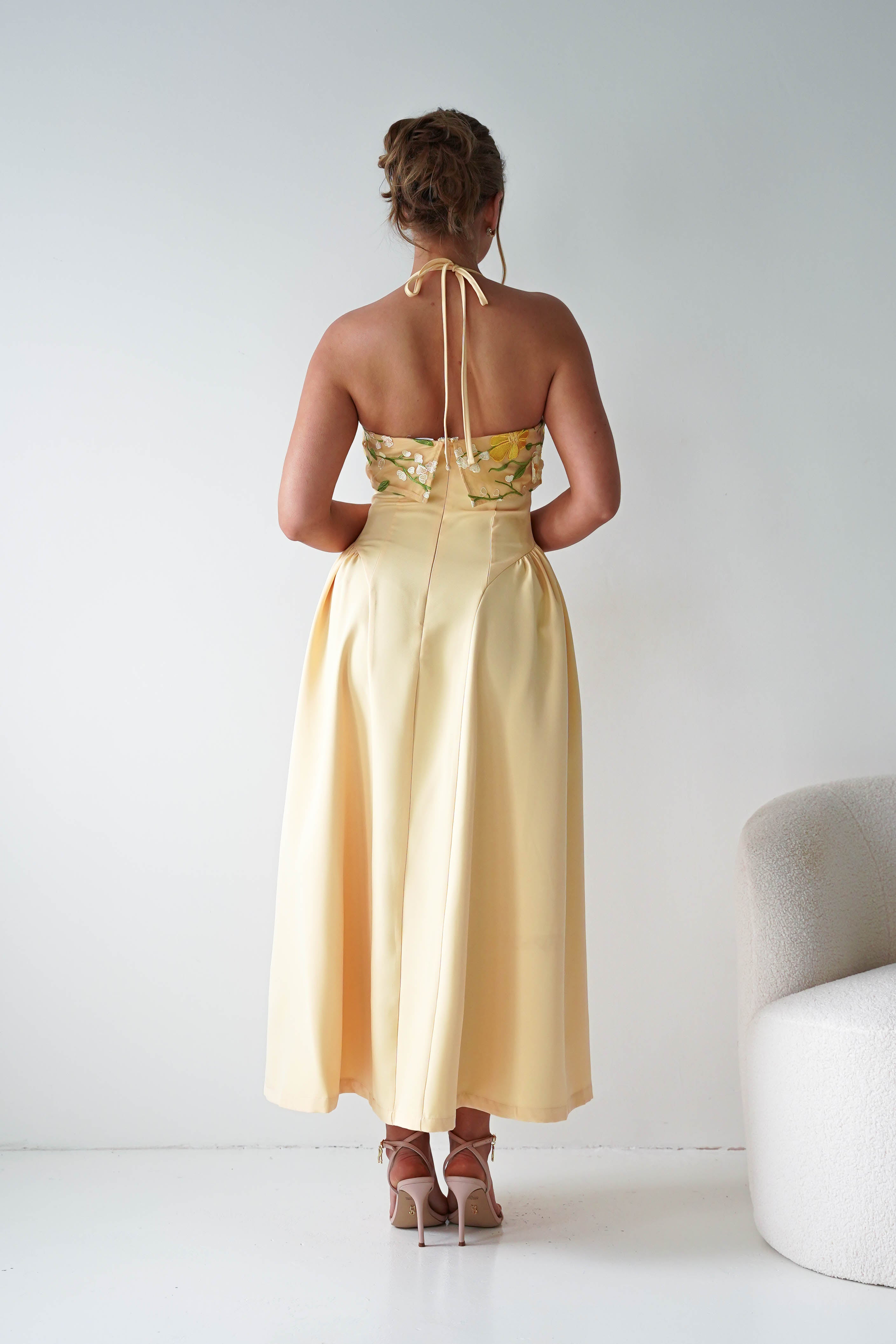 Oh Hello Clothing Women > Clothing > Dresses Daphne Embroidered Floral Midaxi Dress | Yellow