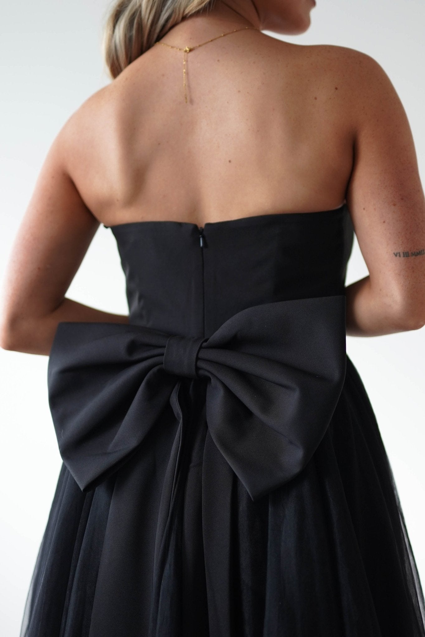 Jasalina Tulle Gown With Bow | Black | Debs & Prom | Formal Gown | Oh Hello Clothing