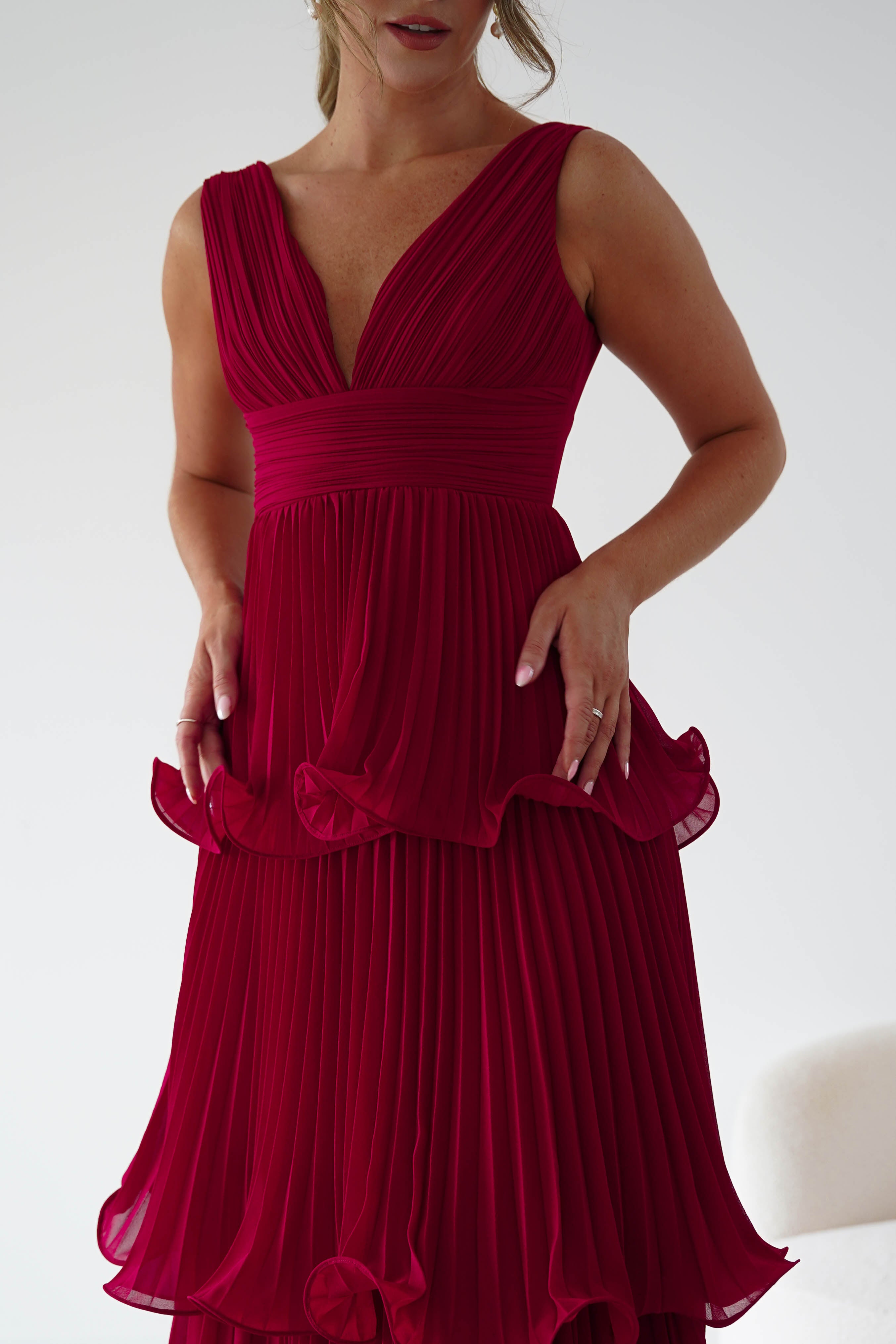 Oh Hello Clothing Women > Clothing > Dresses Marielle Pleated Tiered Midi Dress | Red