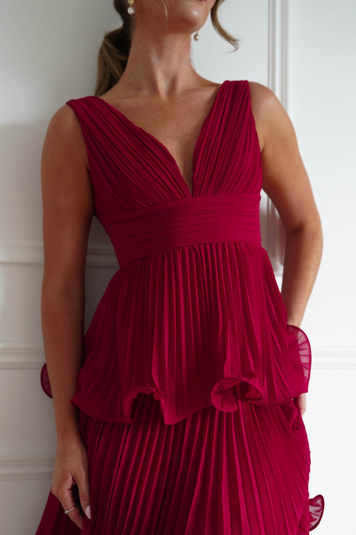 Oh Hello Clothing Women > Clothing > Dresses Marielle Pleated Tiered Midi Dress | Red