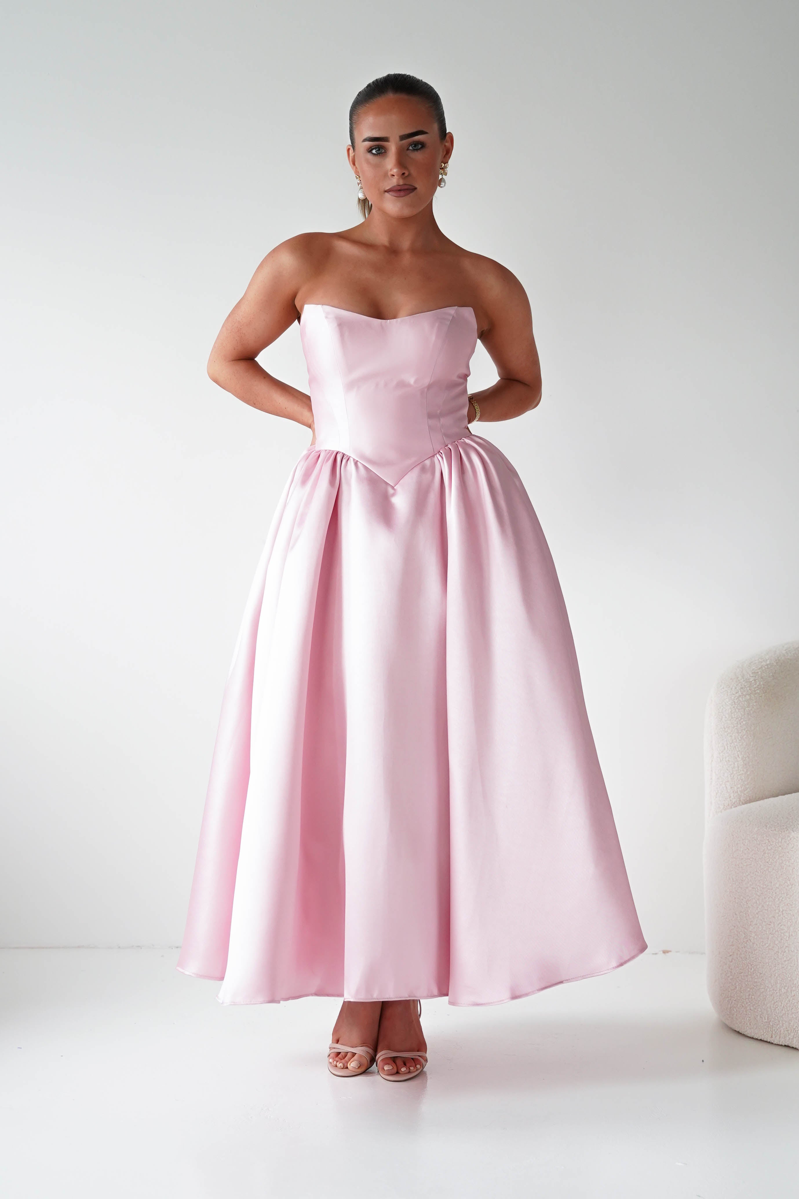 Oh Hello Clothing Women > Clothing > Dresses Phoebe Sweetheart Strapless Midi Dress | Pink