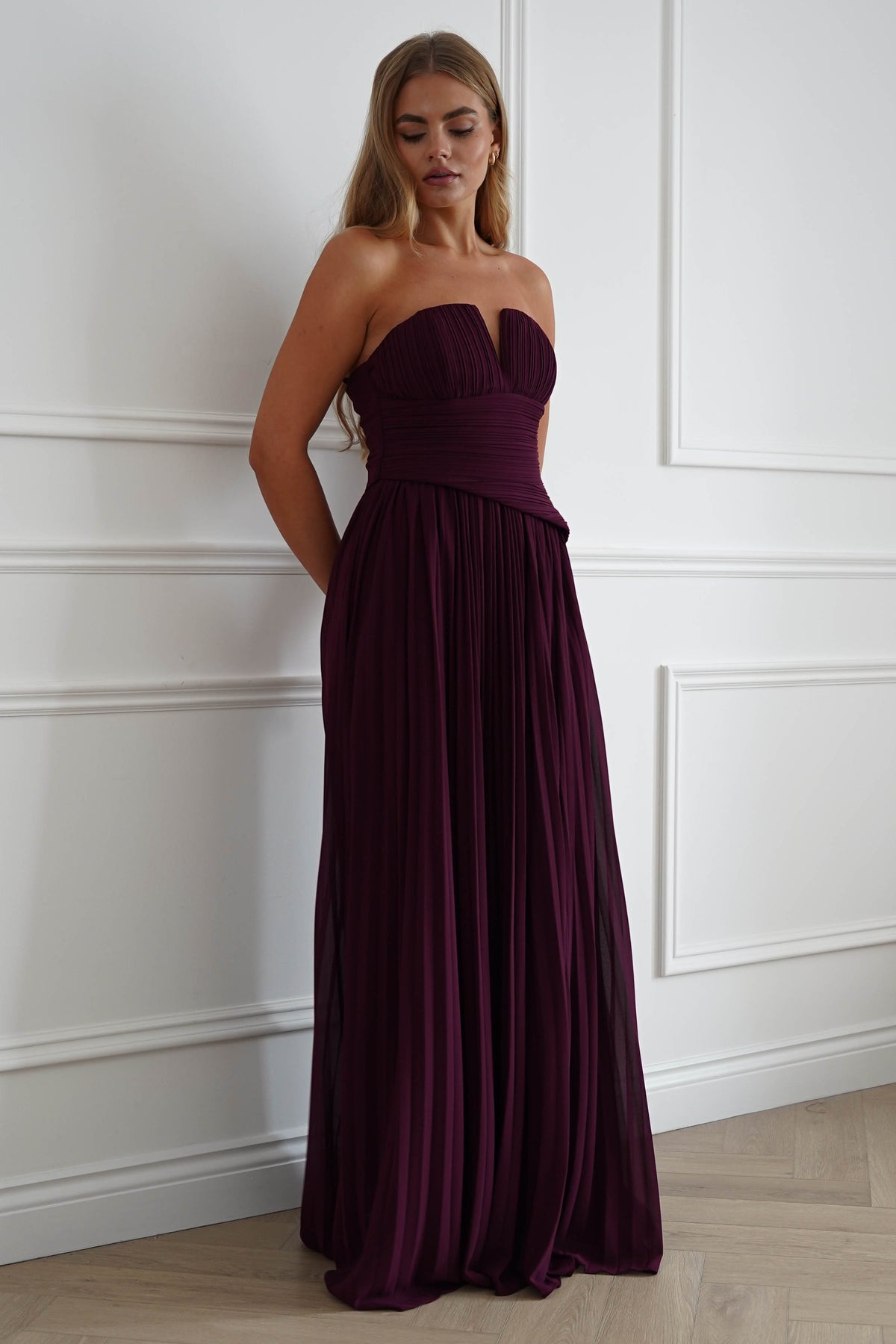 Oh Hello Clothing Women > Clothing > Dresses Porto Strapless Pleated Chiffon Maxi Dress | Wine