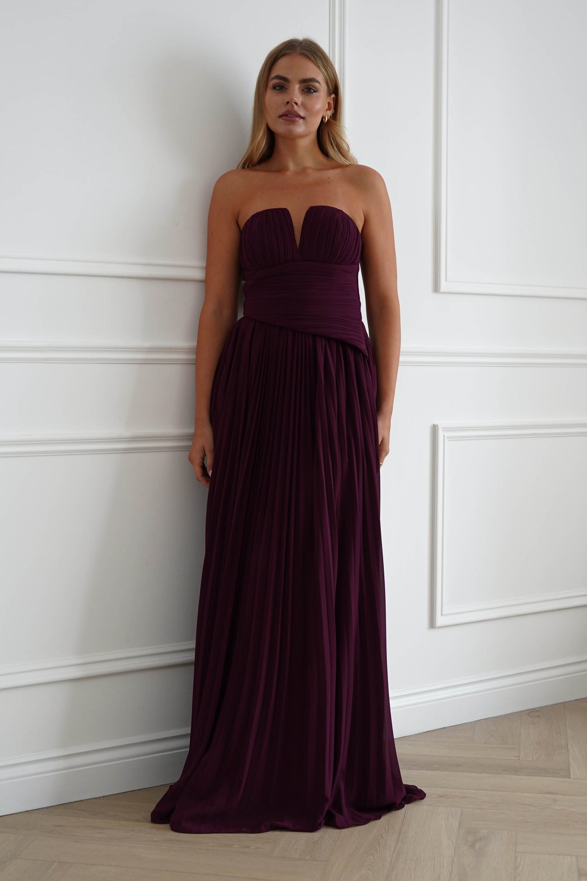 Oh Hello Clothing Women > Clothing > Dresses Porto Strapless Pleated Chiffon Maxi Dress | Wine