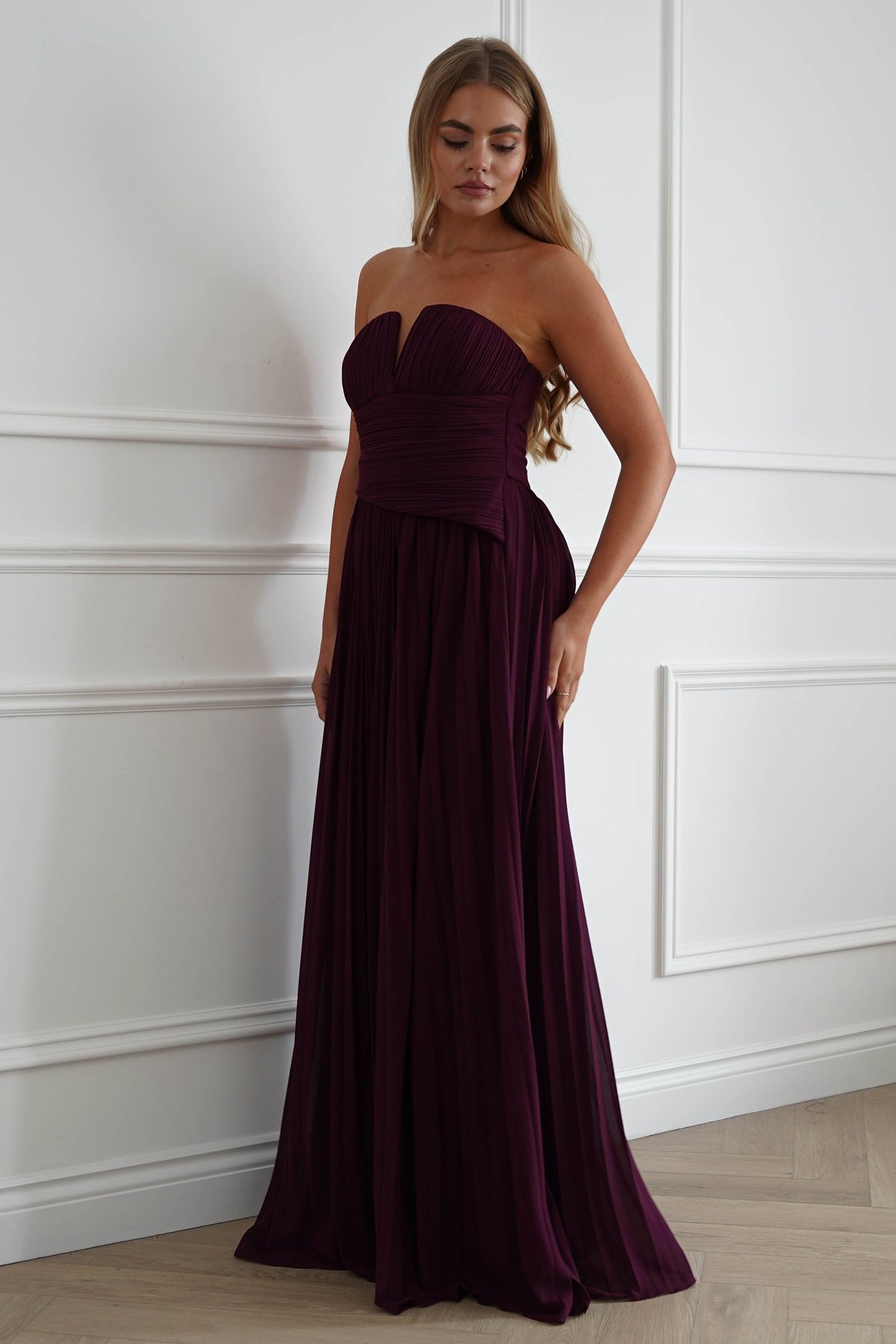 Oh Hello Clothing Women > Clothing > Dresses Porto Strapless Pleated Chiffon Maxi Dress | Wine