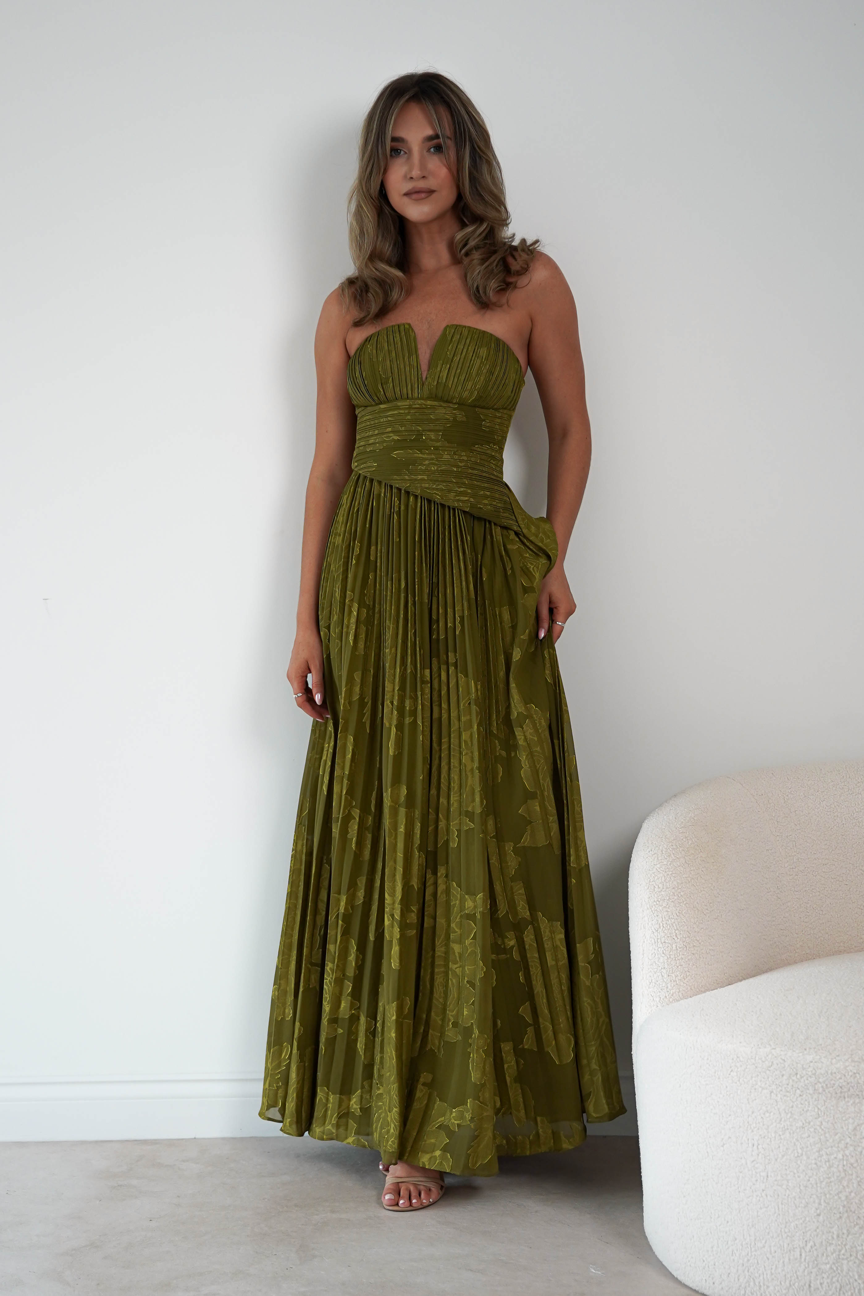 Oh Hello Clothing Women > Clothing > Dresses Rubi Floral Textured Ruffle Pleated Maxi Dress | Green