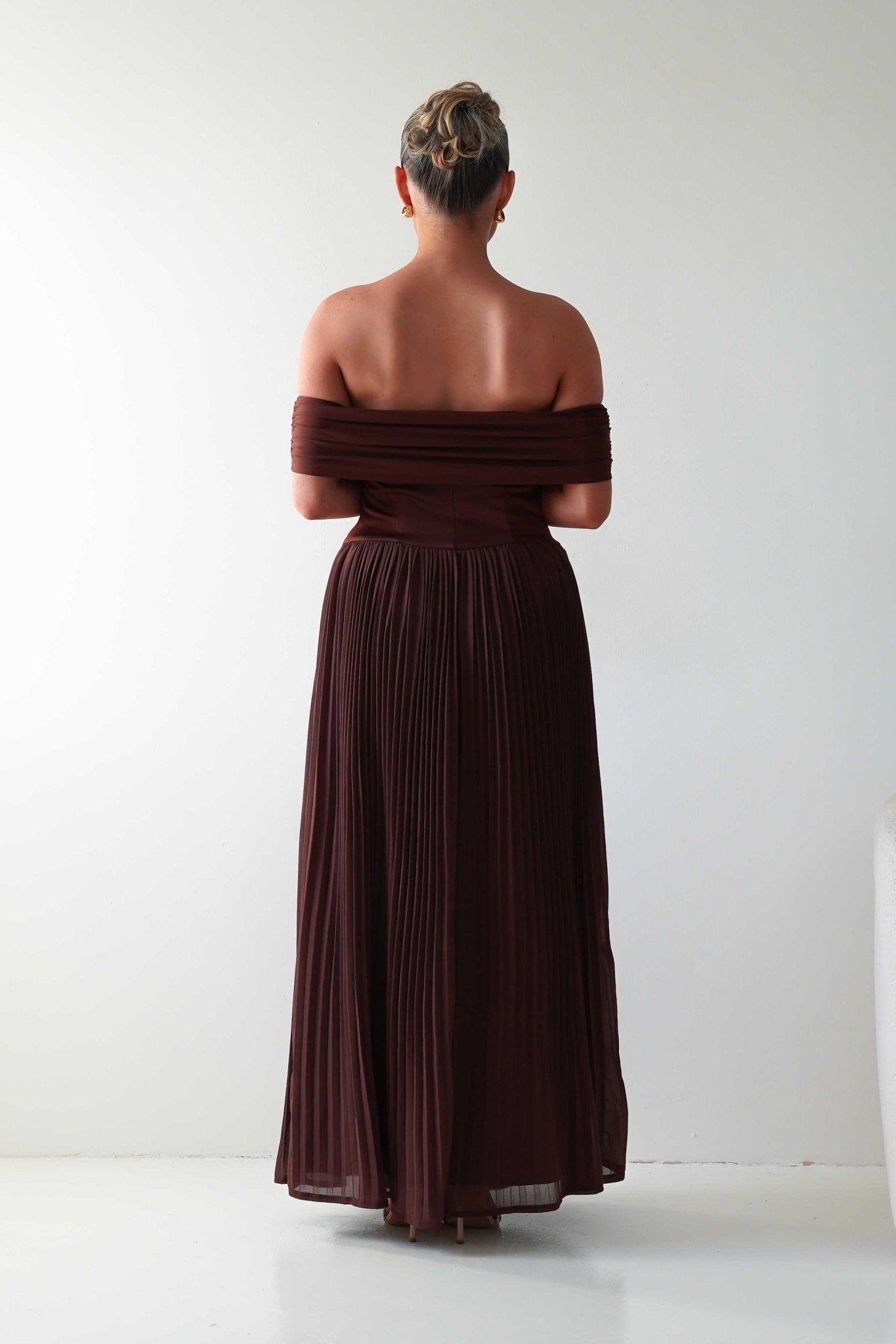 Oh Hello Clothing Dresses Whitney Pleated Off The Shoulder Maxi Dress | Brown